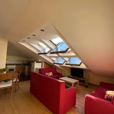 Apartamentosarturo Llanes Laplaza Atico Centrico Exterior foto