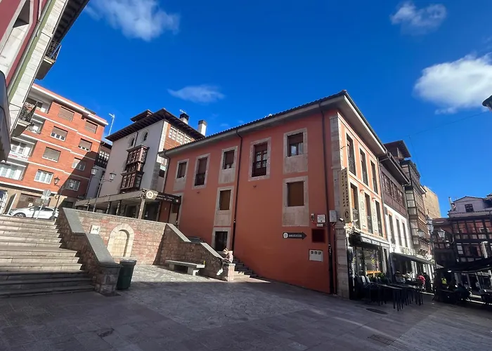 Apartamentosarturo Llanes Laplaza Atico Centrico